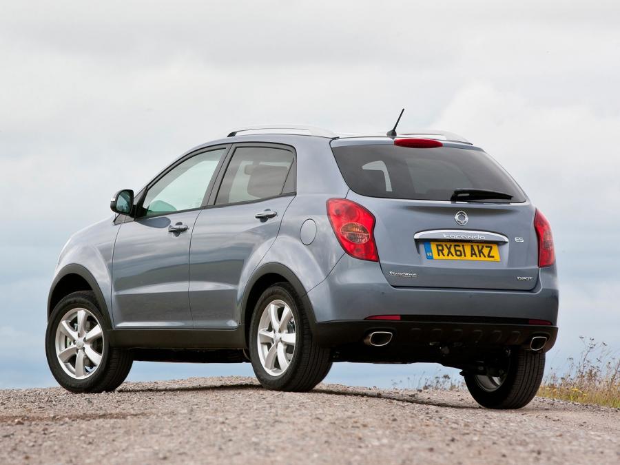  SsangYong Korando 2011 года  (UK) (фото 11 из 16)